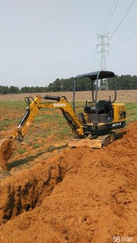 转让 挖掘机驭工微型挖掘机果林挖沟施肥小挖机